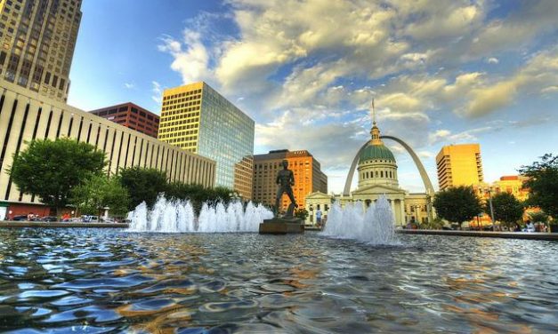 4 Charming Cities to Host your Missouri Family Reunion