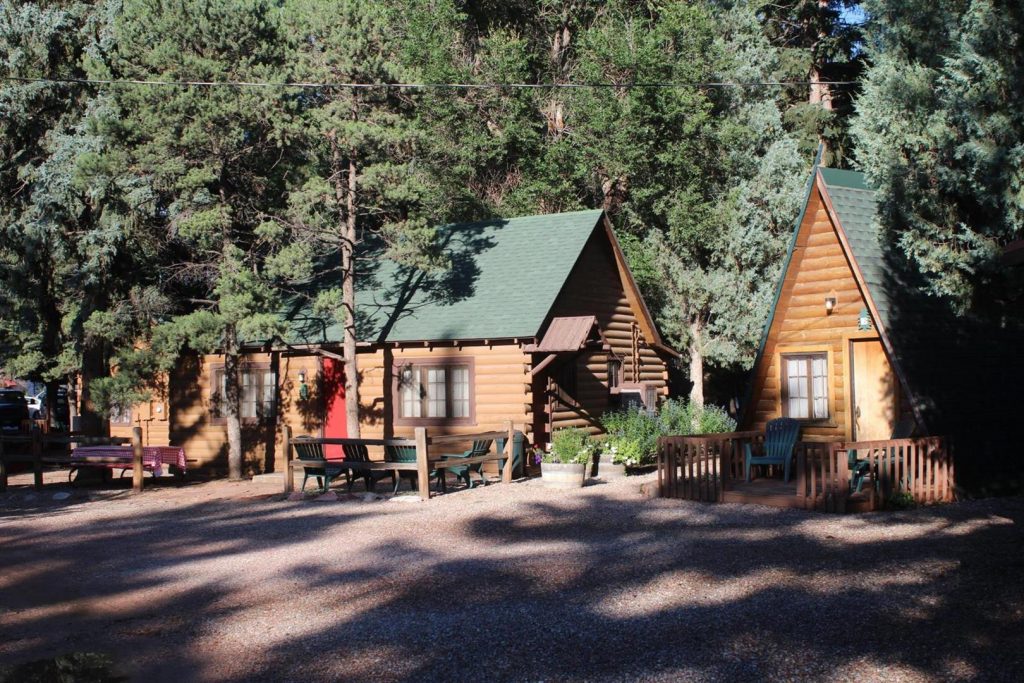 outside cabins Timber Lodge