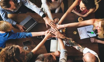 You’re Not Alone: Forming a Reunion Committee