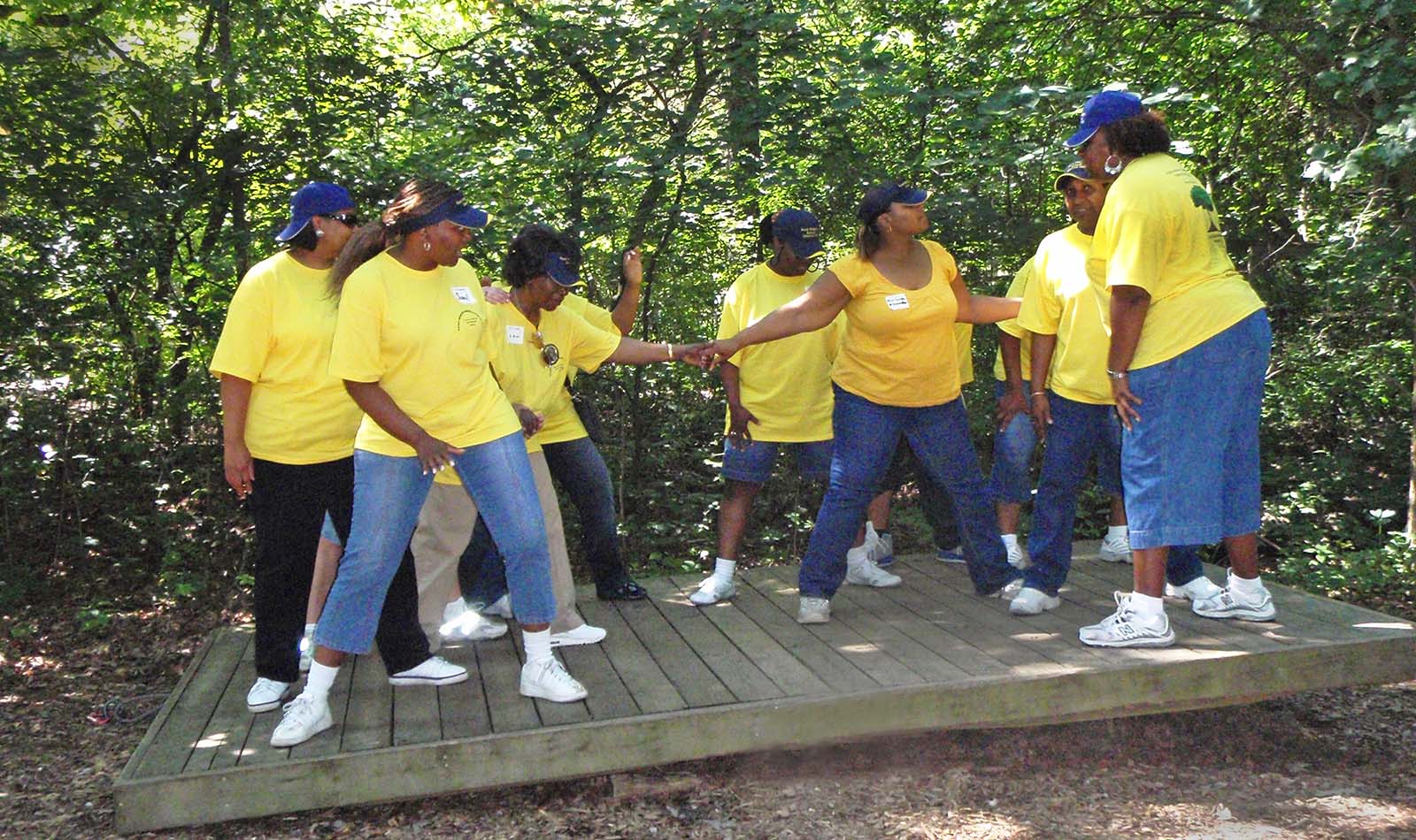 Six Reasons to Host a Reunion in Chicago Southland