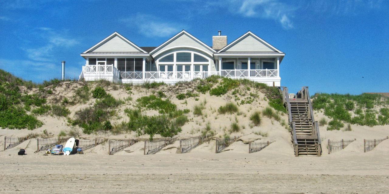 Vrbo's top beach destinations for shoulder season savings