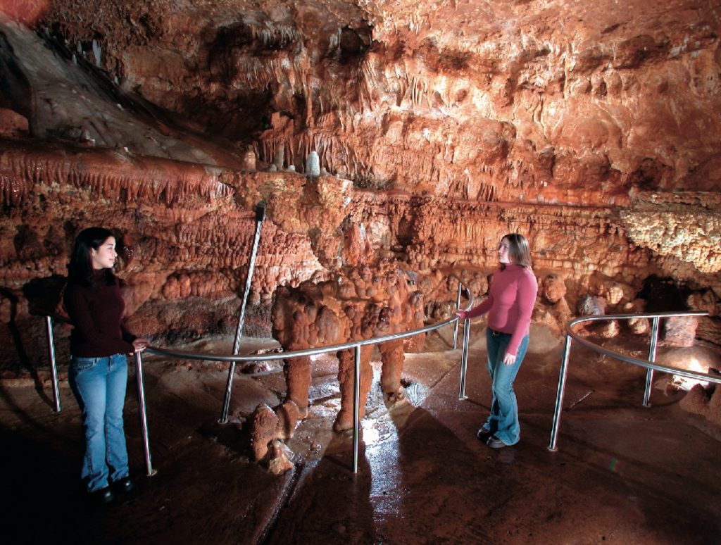 Meramec Caverns - Missouri Road Trip