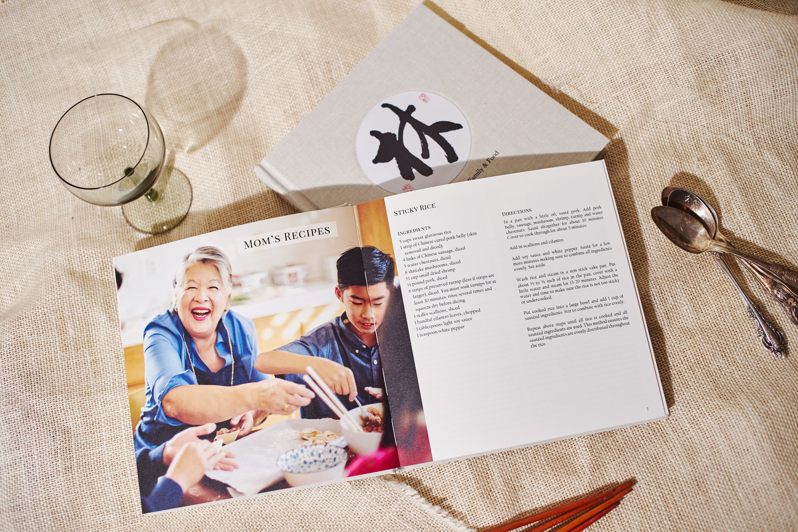 Culinary Connections: How to Make a Family Reunion Cookbook