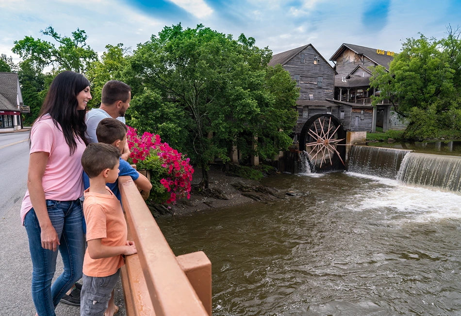 Pigeon Forge attractions