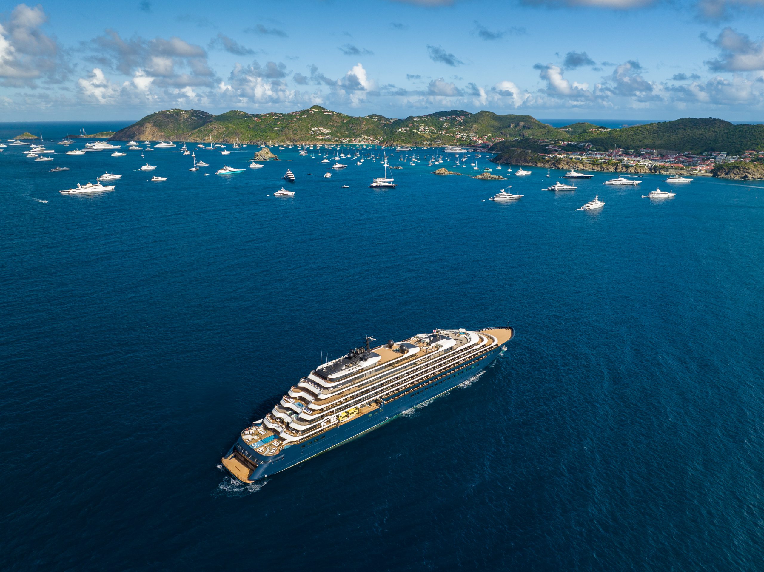 Ritz-Carlton Yacht Collection's Evrima in the Caribbean. Courtesy of RCYC